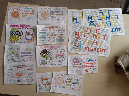 Güvenli İnternet Günü: Bilgisayarsız Kodlama ve Piksel Sanatı